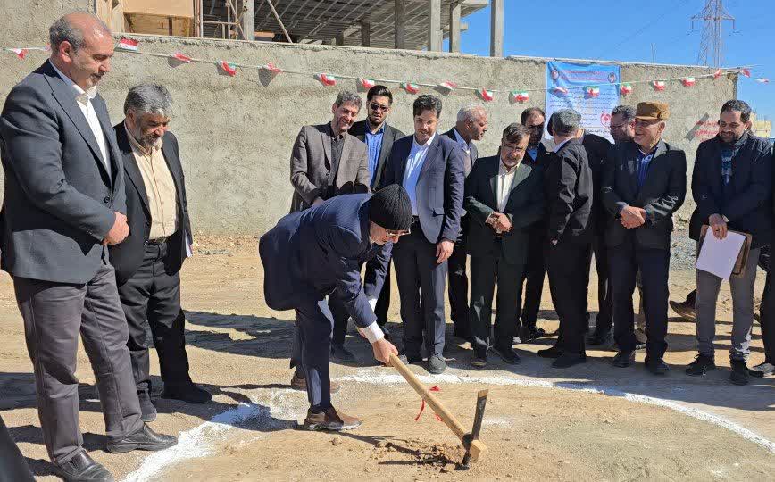افتتاح و کلنگ‌زنی ساختمان ۳ اداره در شهرستان برخوار