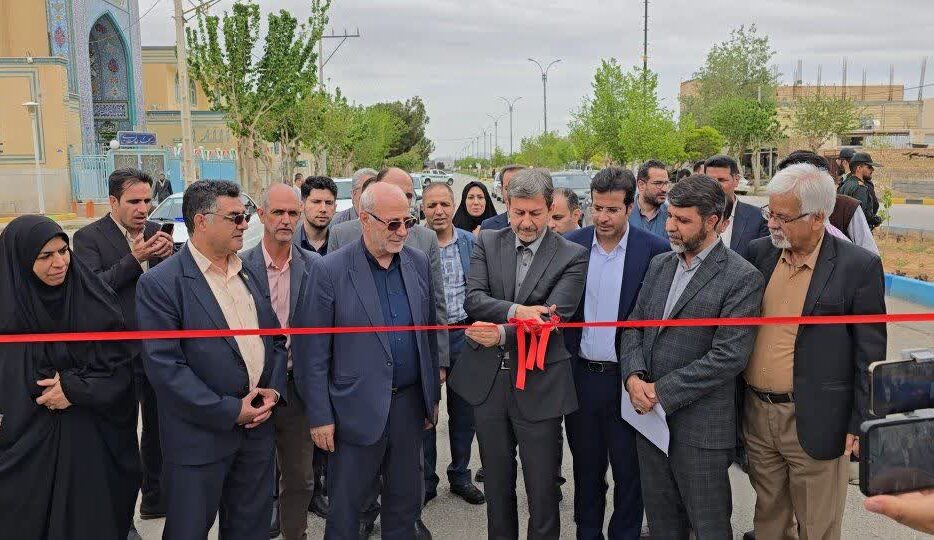 بهره‌برداری از طرح تعریض بلوار شهید مطهری حبیب آباد+ فیلم