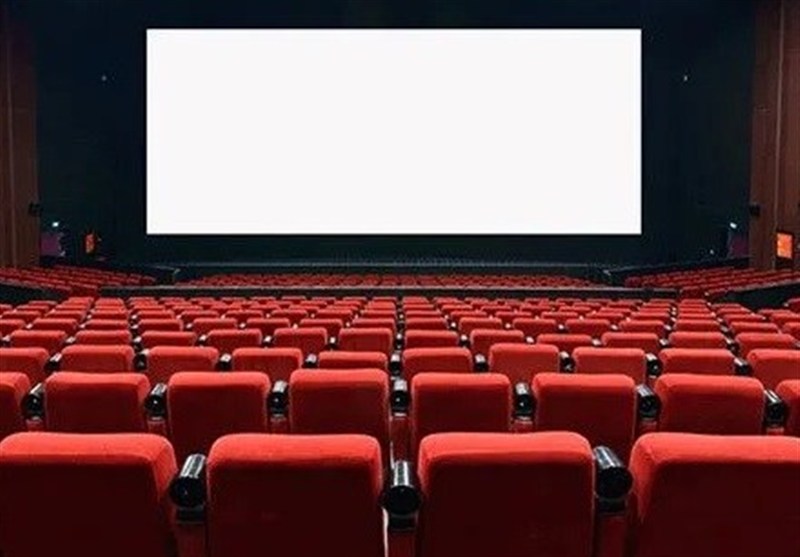 پرده نقره‌ای در برخوار روشن شد/ آغاز اکران فیلم در سینما خورشید خورزوق