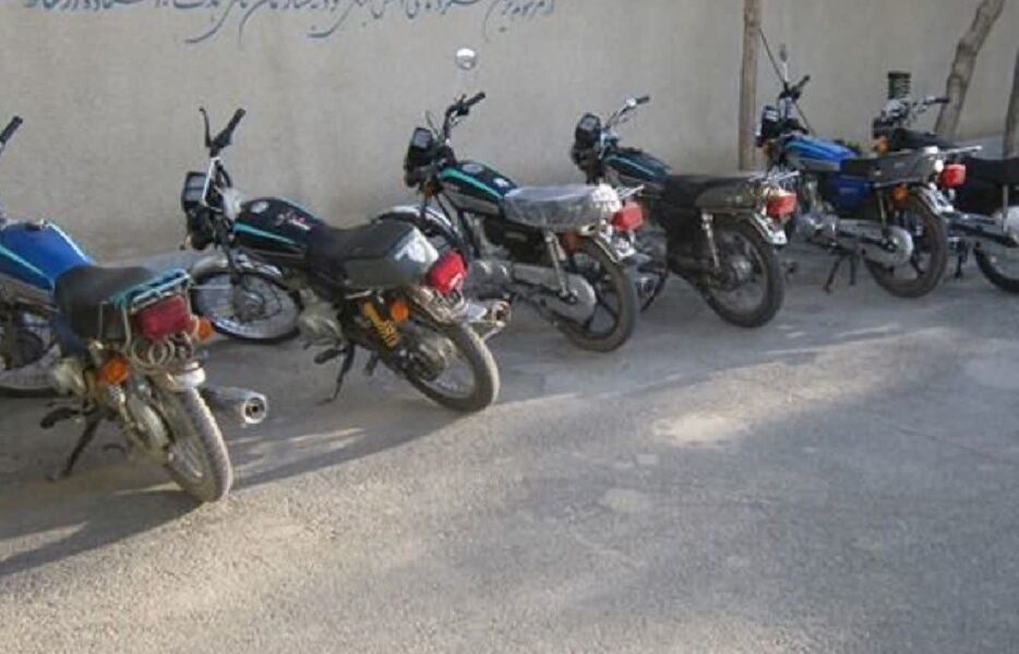 توقيف 13 دستگاه موتورسيکلت متخلف در برخوار