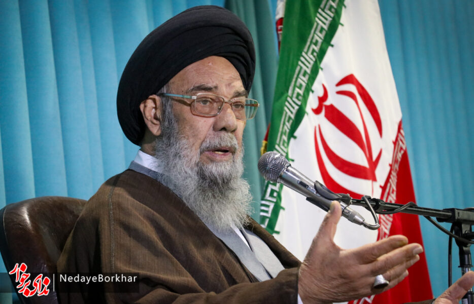 دشمن به دنبال ایجاد اختلاف است/ با تحلیلهای شخصی و توهین به دوگانگی دامن نزنیم دشمن به دنبال ایجاد اختلاف است/ با تحلیلهای شخصی و توهین به دوگانگی دامن نزنیم