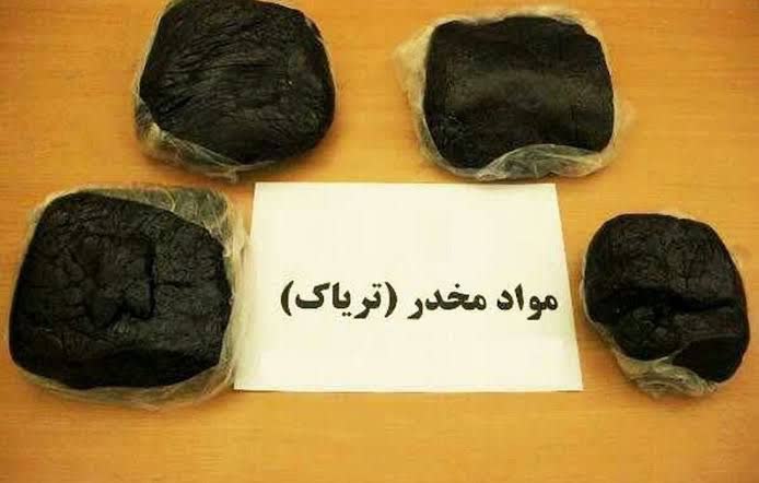 کشف نزديک به 4 کيلو ترياک از مخفيگاه خرده فروشان در برخوار
